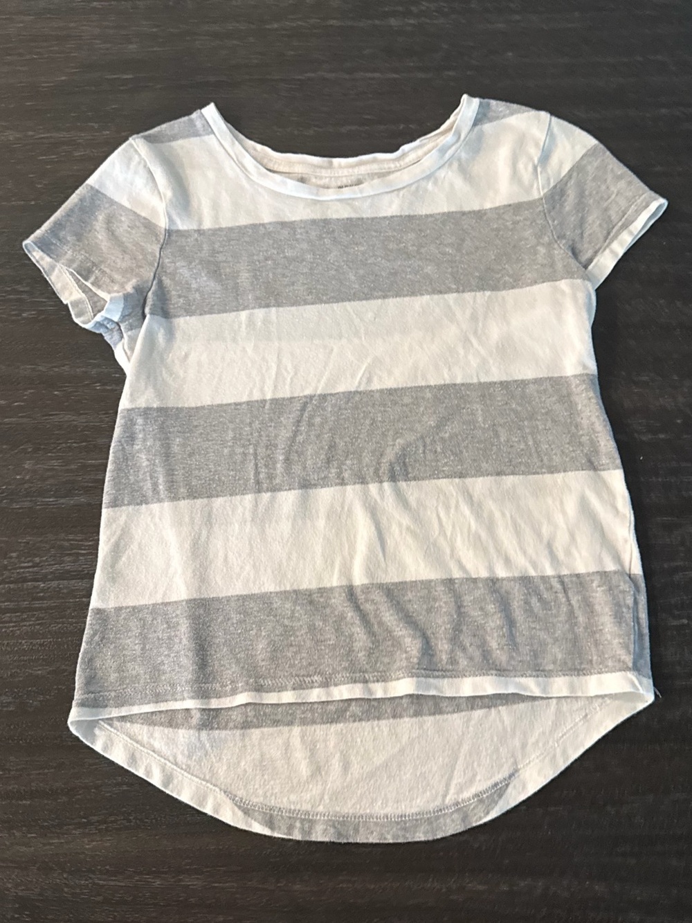 Old Navy Girls Small (6/7) Gray & White Short Sleeve T-Shirt